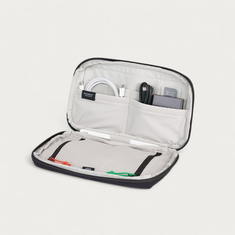 Load image into Gallery viewer, Everything Battery Organizer Pouch
