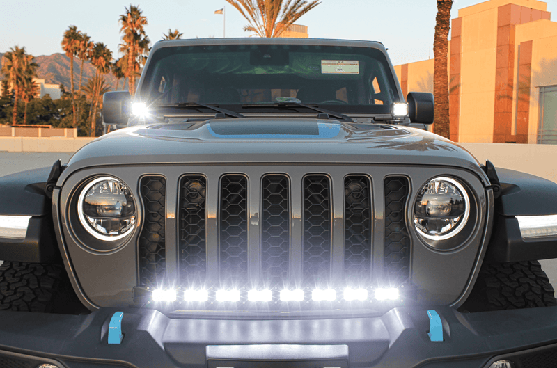 Load image into Gallery viewer, 2017+ Jeep Wrangler 30in Light Bar - PRO
