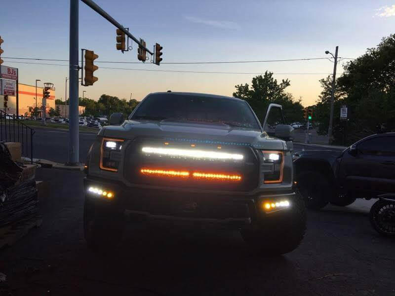 Load image into Gallery viewer, 2017-2020 Ford Raptor Gen 2 Dual 40s Light Bars
