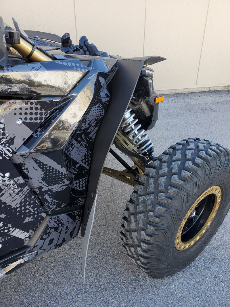 Load image into Gallery viewer, 2017 Can-Am Maverick X3 Featuring Rokblokz 72" Fenders with Gray accents - Front 2
