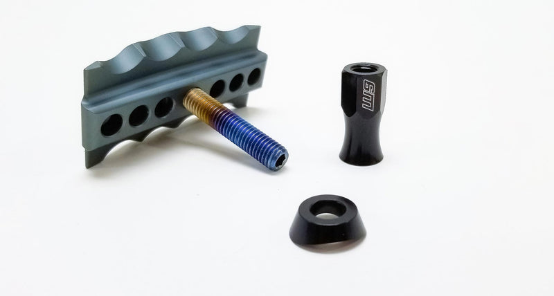 Load image into Gallery viewer, Surron Titanium Pro Rim Locks by Warp 9
