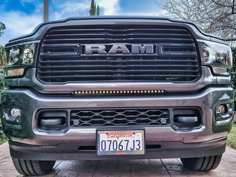 Load image into Gallery viewer, 2019-2024 RAM 2500/3500 30in Light Bar
