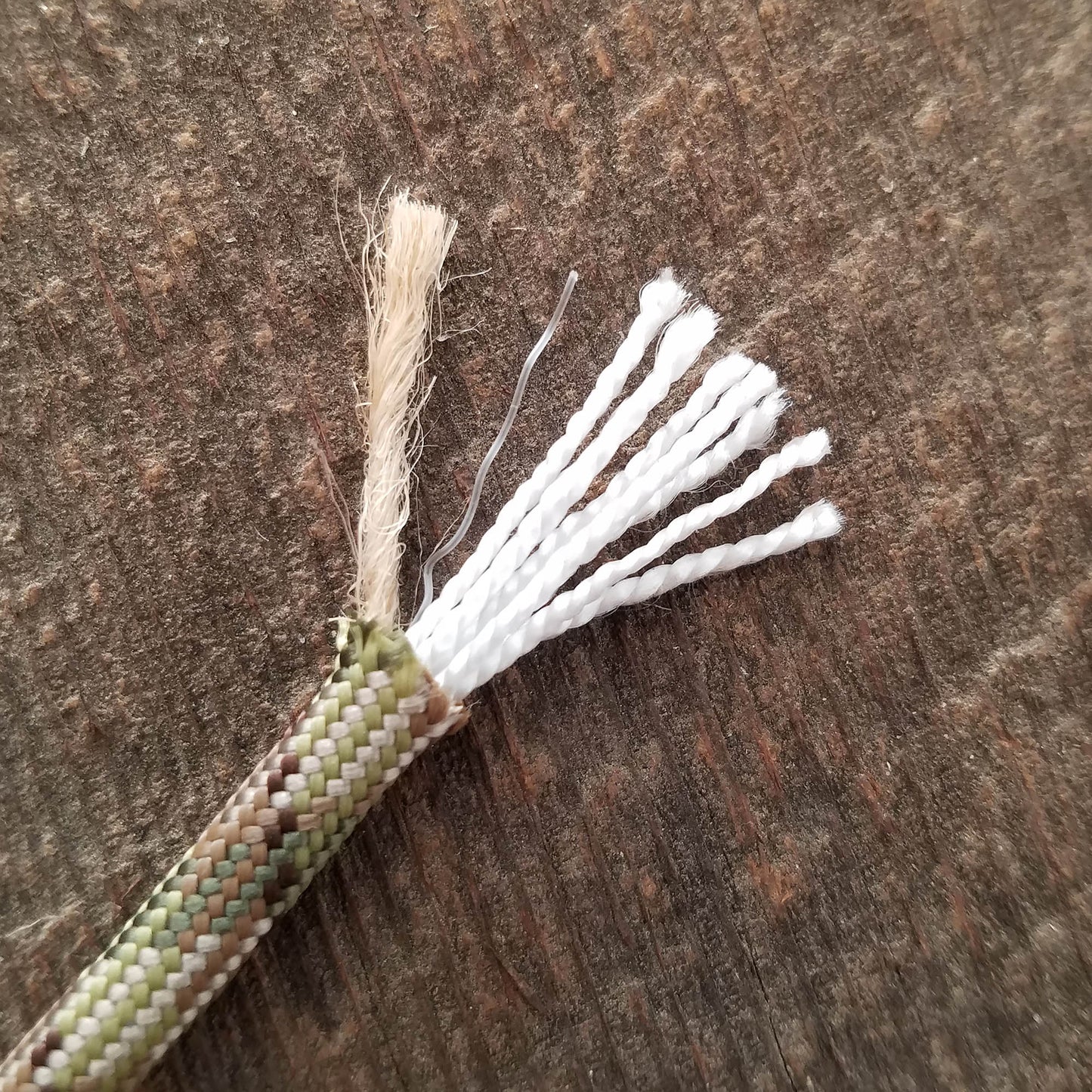 Enhanced "Fish & Fire" Emergency Survival Paracord - Easy to Handle "Quick Deploy" Speed Hank