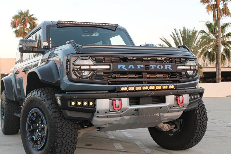 Load image into Gallery viewer, 2021+ Ford Bronco Modular Bumper 30in Light Bar - PRO
