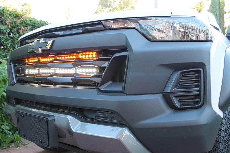 Load image into Gallery viewer, 2023+ Chevrolet Colorado Dual 30s Light Bars
