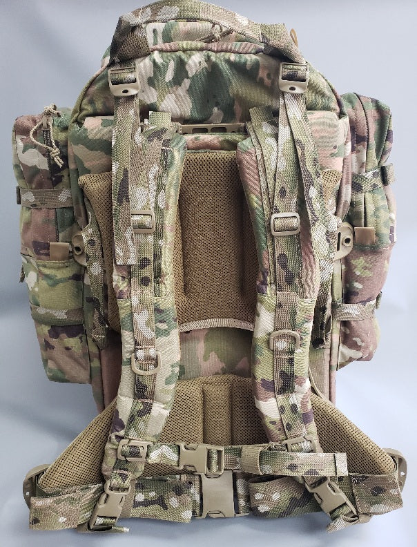 Load image into Gallery viewer, Grassman framed pack - MOLLE panel Bundle
