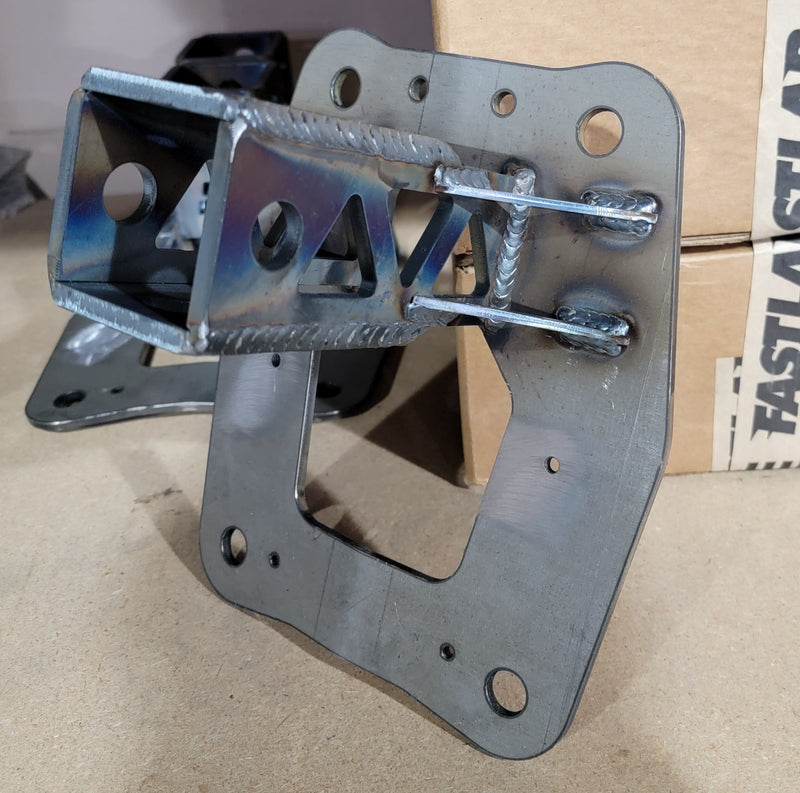 Load image into Gallery viewer, FastLab RZR Turbo R &amp; Pro R Radius Rod Hitch Pull Plate
