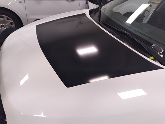 Load image into Gallery viewer, Hood Decal Cover for 2021-2024 Nissan Kicks
