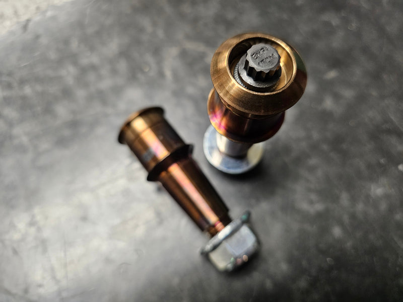 Load image into Gallery viewer, Maverick X3 Upper Spindle Pins
