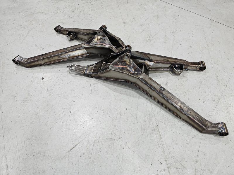 Load image into Gallery viewer, Maverick R Pro Desert Chromoly Lower A Arms
