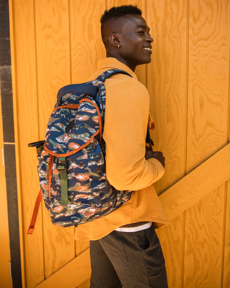 Load image into Gallery viewer, (R)evolution™ 25L Transit Pack
