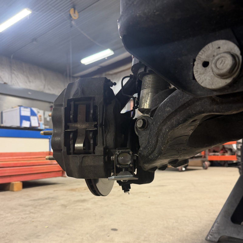 Load image into Gallery viewer, 3rd Gen Toyota 4Runner Steerable Knuckle Pod Light Mounts (1996 - 2002)
