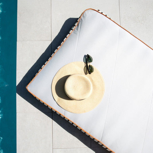 Lux Inflatable Chaise