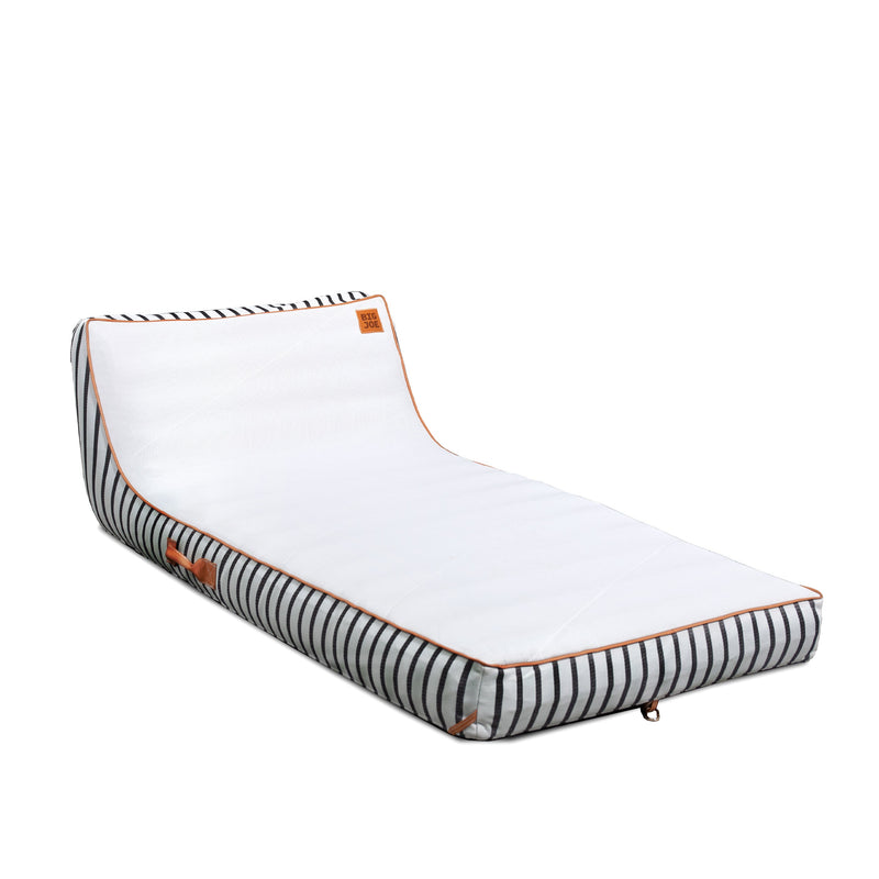Load image into Gallery viewer, Lux Inflatable Chaise
