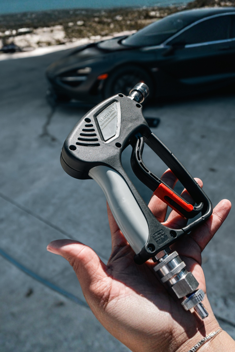Load image into Gallery viewer, BLACKLINE® SNUB-NOSE PRESSURE WASHER GUN
