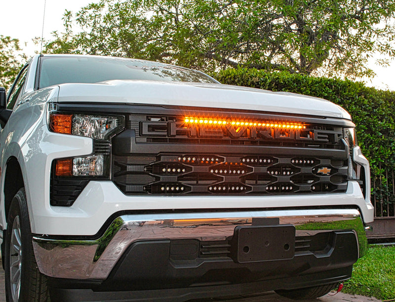 Load image into Gallery viewer, 2022+ Chevrolet Silverado 1500 Single 30in Light Bar
