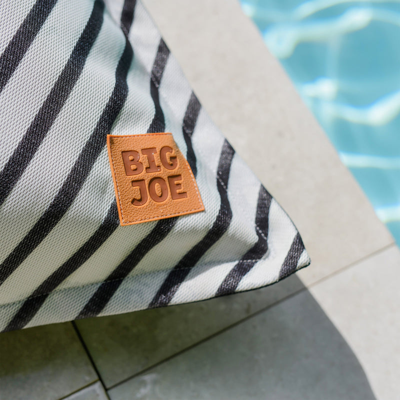 Load image into Gallery viewer, Lux Lagoon Lounger
