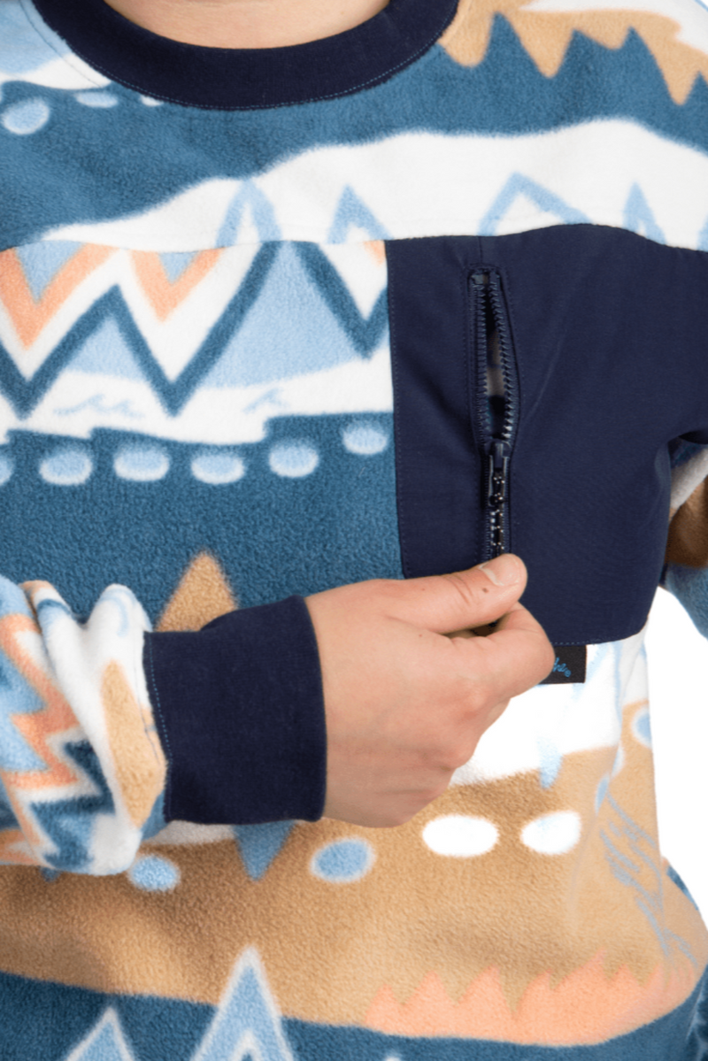 Load image into Gallery viewer, Chummy Fleece Crew Neck
