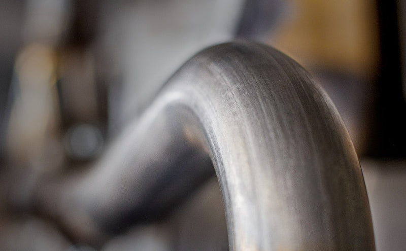 Load image into Gallery viewer, Magnaflow Smooth Trans 180D 4.00 SS
