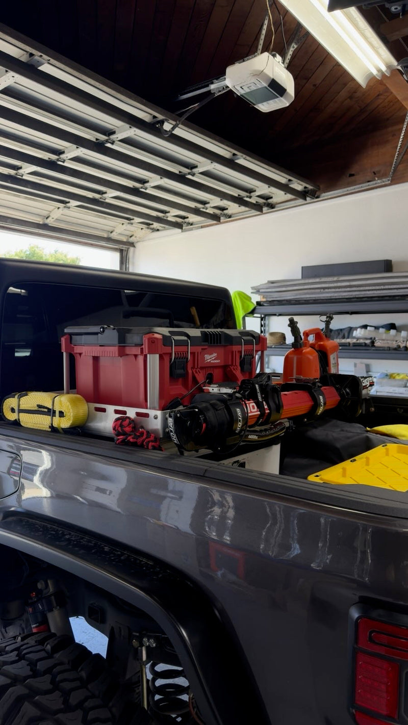 Load image into Gallery viewer, CarbonPro Hydraulic Jack with Mounting Clamps MLH 48'' (Red color is expected to be delivered during the week commencing September 14th)
