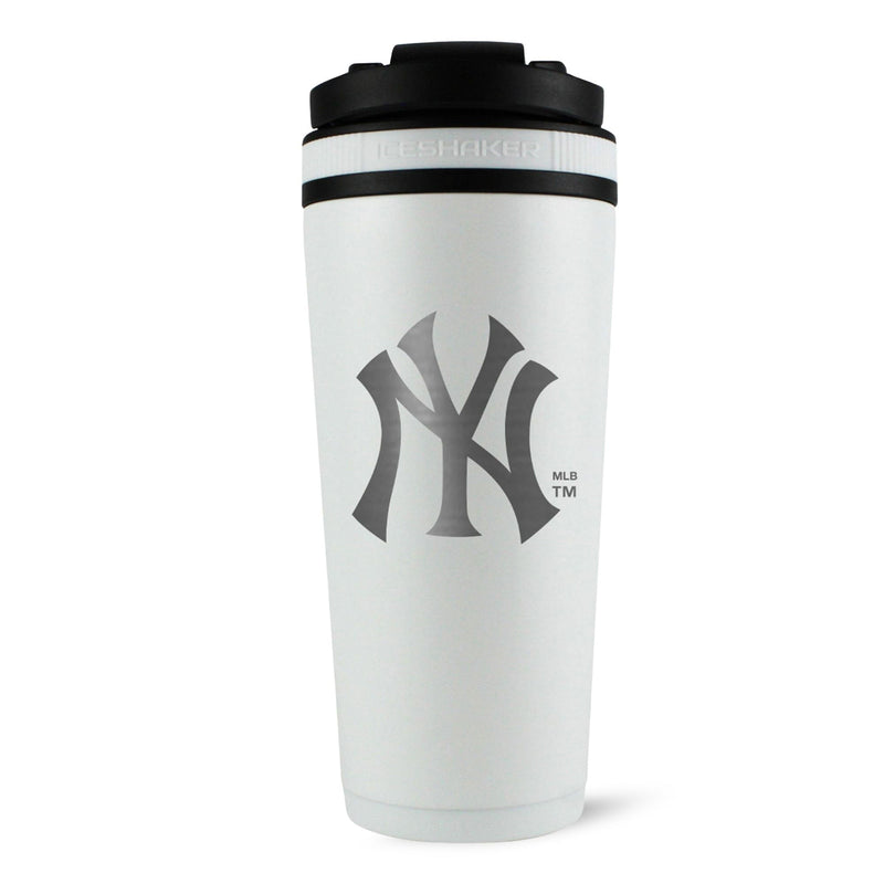 Load image into Gallery viewer, Officially Licensed New York Yankees 26oz Ice Shaker
