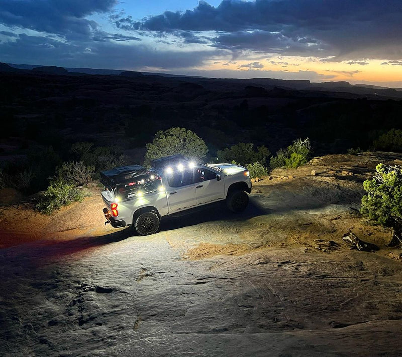 Load image into Gallery viewer, RL15 LED Rock Light Dome Light for Jeep 4x4 Underglow Rock Crawling

