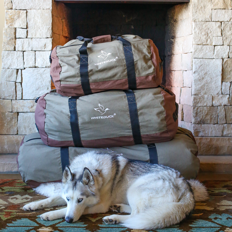 Load image into Gallery viewer, Filios Canvas Duffel Bag
