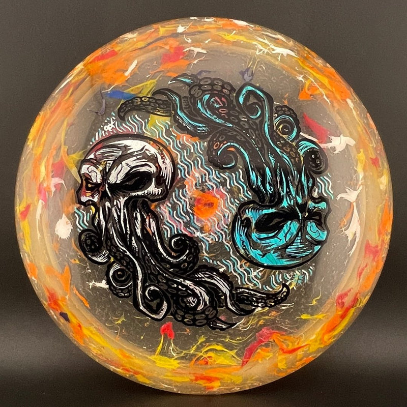 Load image into Gallery viewer, Jawbreaker Z Cigarra - "Cthuloop" by Kelly Baber
