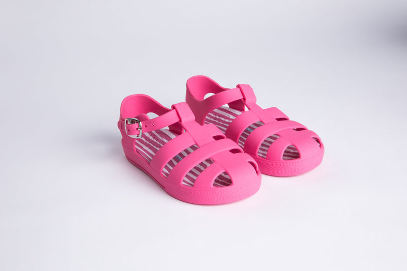 Load image into Gallery viewer, Aquaroo Waterproof Sandals
