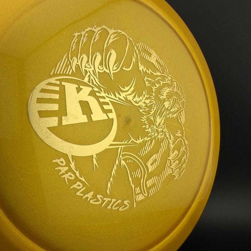 Load image into Gallery viewer, K1 Gold Guld - Saber-K Cat Stamp
