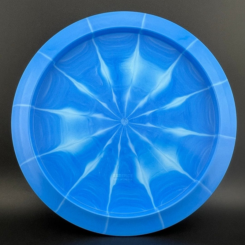 Load image into Gallery viewer, Lux Vapor Essence - Swords &amp; Shield
