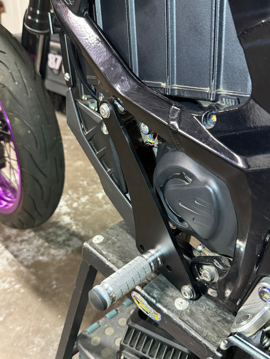 EMoto Worx Surron Ultra Bee Shift Lock