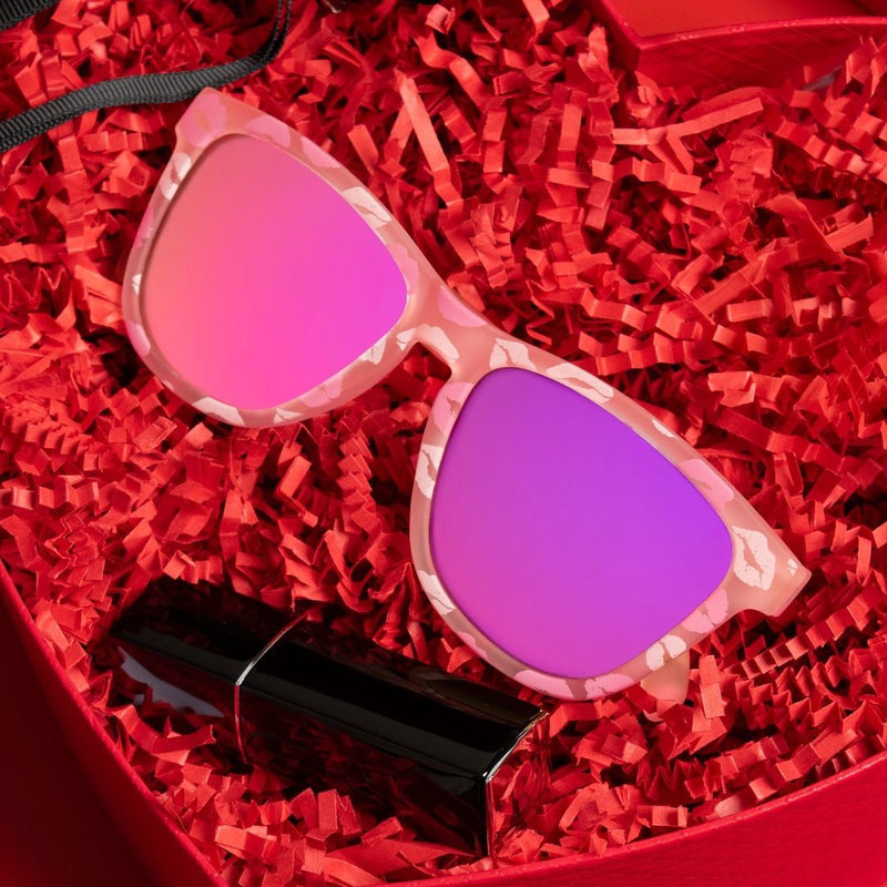 Load image into Gallery viewer, "Fluent In French Kissing" Valentine's Day OG Polarized Sunglasses
