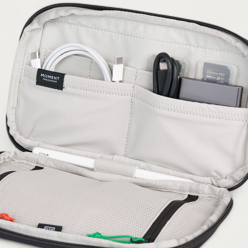 Load image into Gallery viewer, Everything Battery Organizer Pouch
