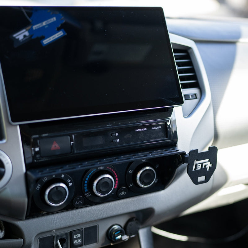 Load image into Gallery viewer, 2nd Gen Tacoma (05 - 15) Center Console Modular Accessory Dash Mount (MAM)
