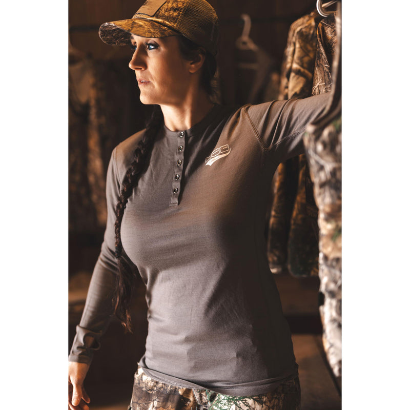 Load image into Gallery viewer, Merino Wool Base Layer Shirt
