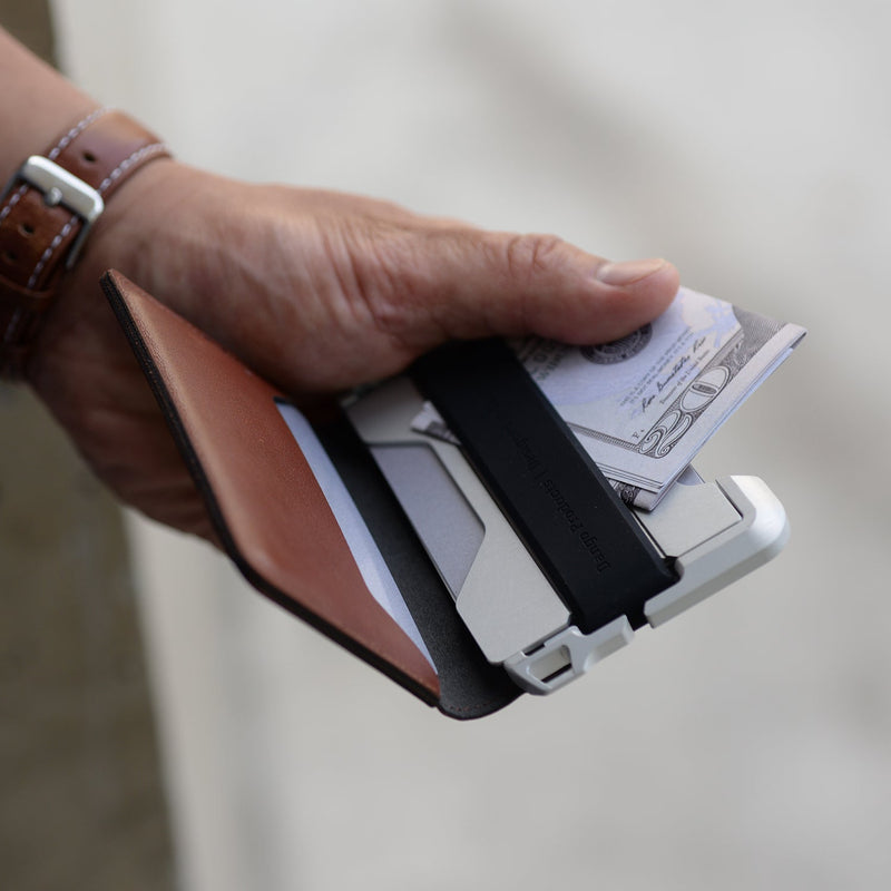 Load image into Gallery viewer, 3 POCKET BIFOLD LEATHER
