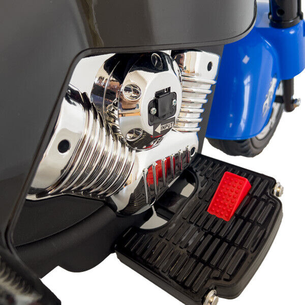 Load image into Gallery viewer, 3-Wheel Chopper Ride-On Motorcycle Toy for Kids with LED Headlights
