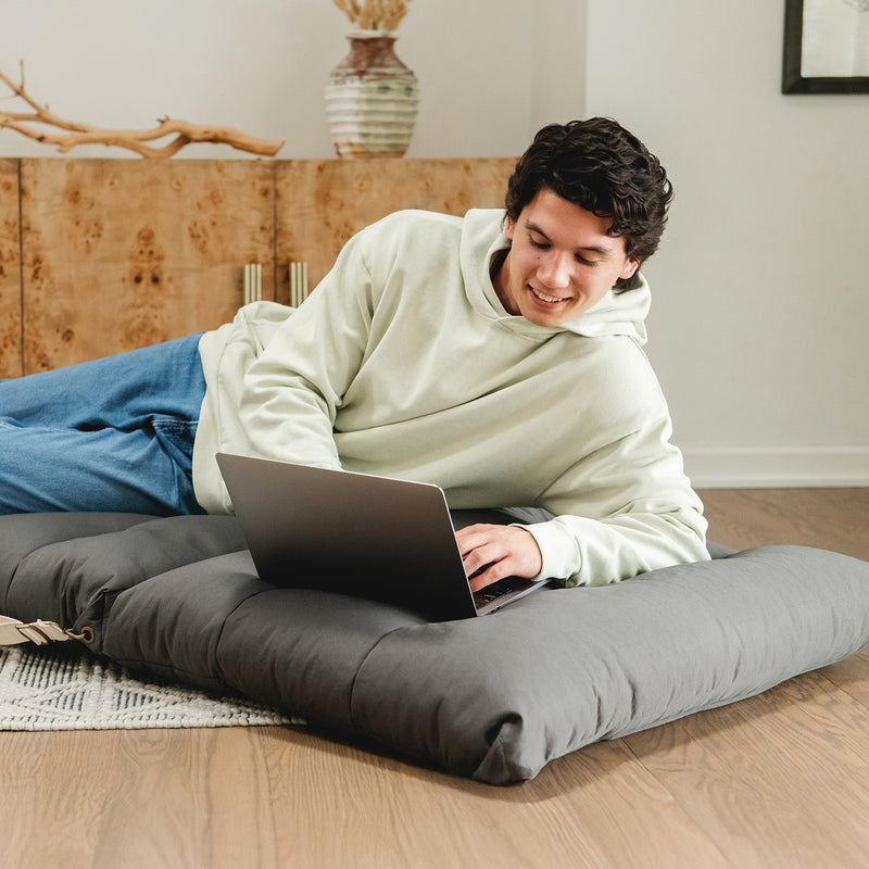 Load image into Gallery viewer, Chameleon Lounger
