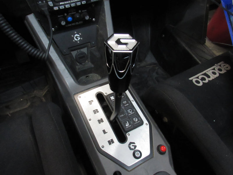 Load image into Gallery viewer, POLARIS SHIFT KNOB FOR PRO R / TURBO R / XPEDITION
