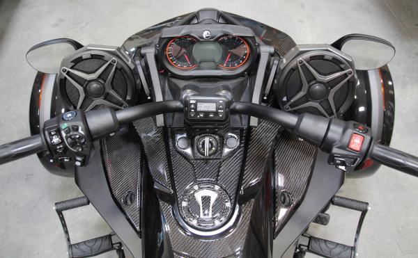 Load image into Gallery viewer, 2015-2023 Can-Am Spyder F3 200watt 2-Speaker Audio Kit
