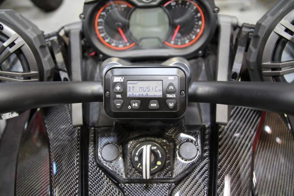 Load image into Gallery viewer, 2015-2023 Can-Am Spyder F3 200watt 2-Speaker Audio Kit
