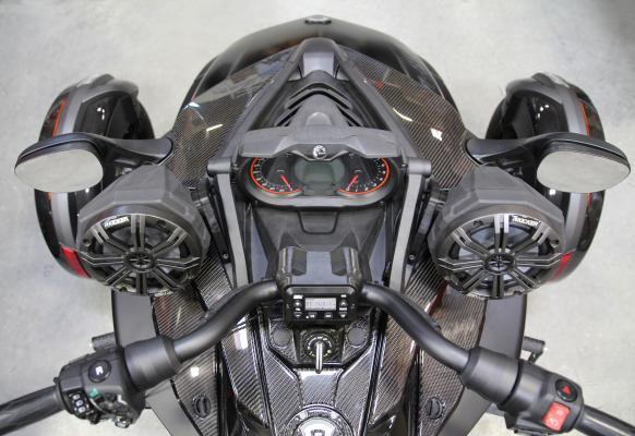 Load image into Gallery viewer, 2015-2023 Can-Am Spyder F3 200watt 2-Speaker Audio Kit
