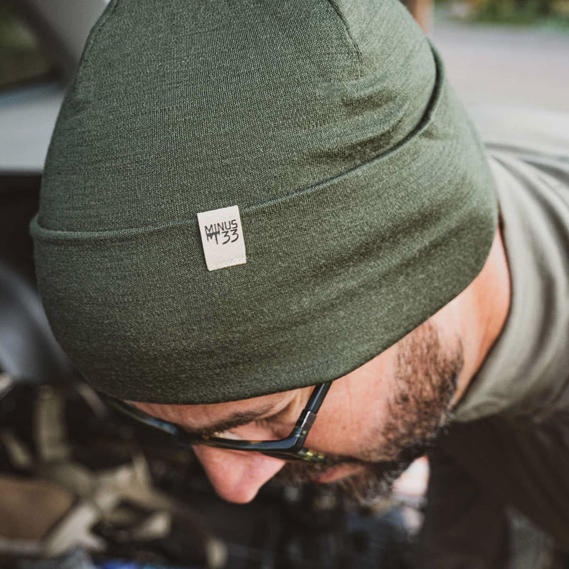 Load image into Gallery viewer, Lightweight Wool Cuff Beanie - 100% Merino Wool
