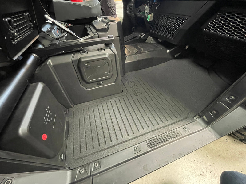 Load image into Gallery viewer, Polaris Ranger XD 1500 Rubber Floor Mats
