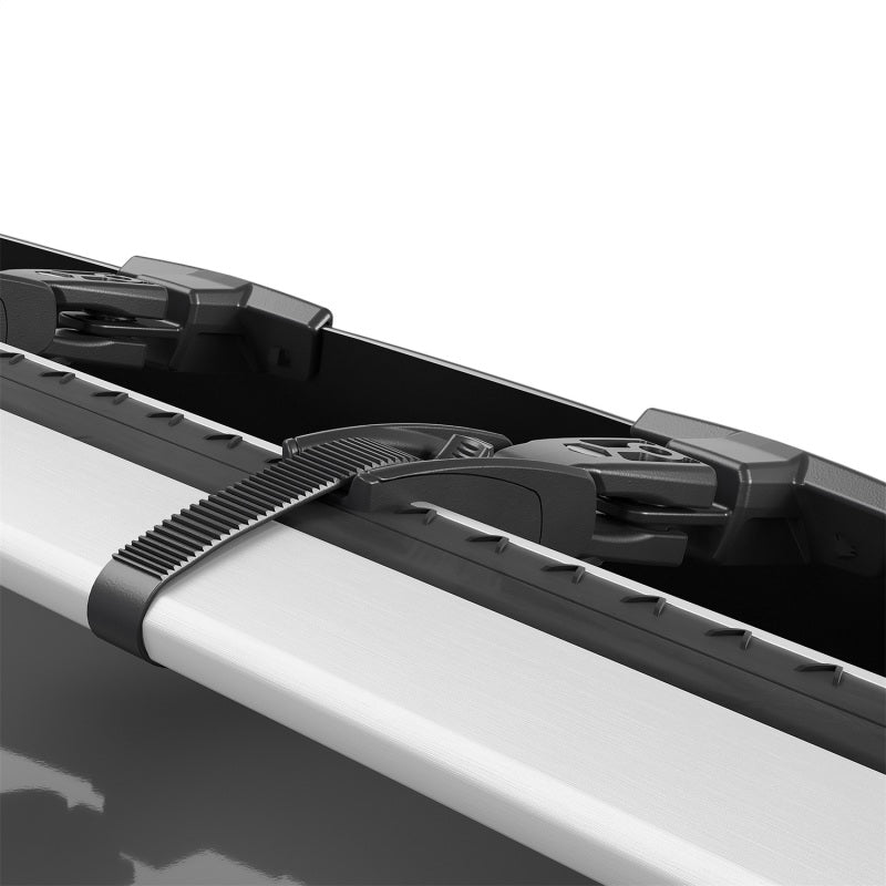 Load image into Gallery viewer, Thule AirScreen XT Roof Rack Wind Fairing S - 32in. (Black)
