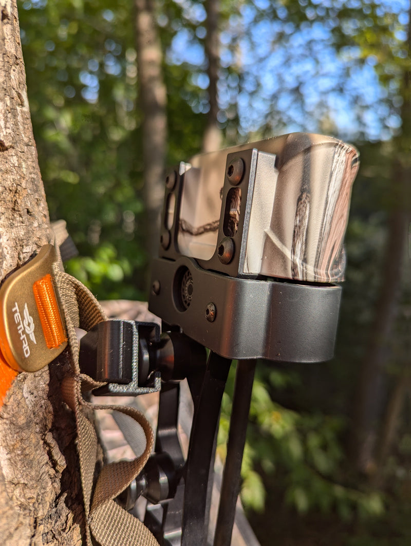 Load image into Gallery viewer, Archery Quiver Caddy for Mathews SpiderClaw / LowPro
