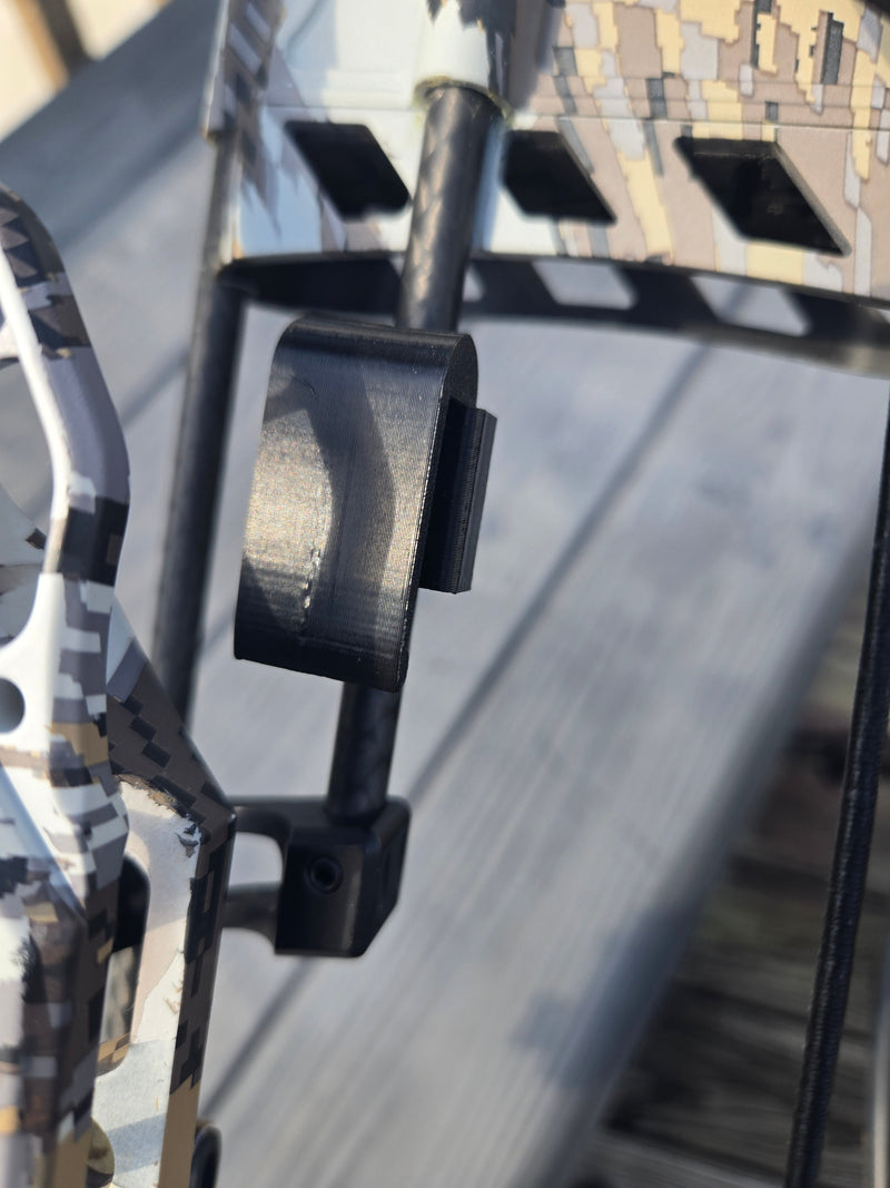 Load image into Gallery viewer, Clip-on Archery Quiver Hanger
