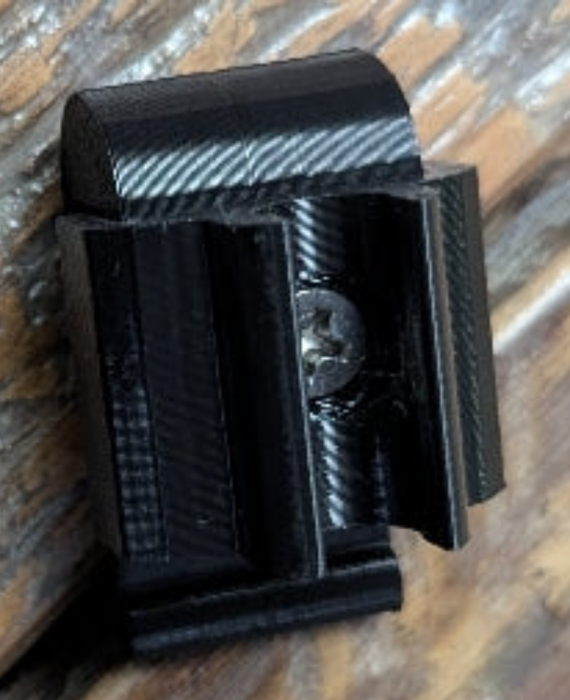 Load image into Gallery viewer, Clip-on Archery Quiver Hanger
