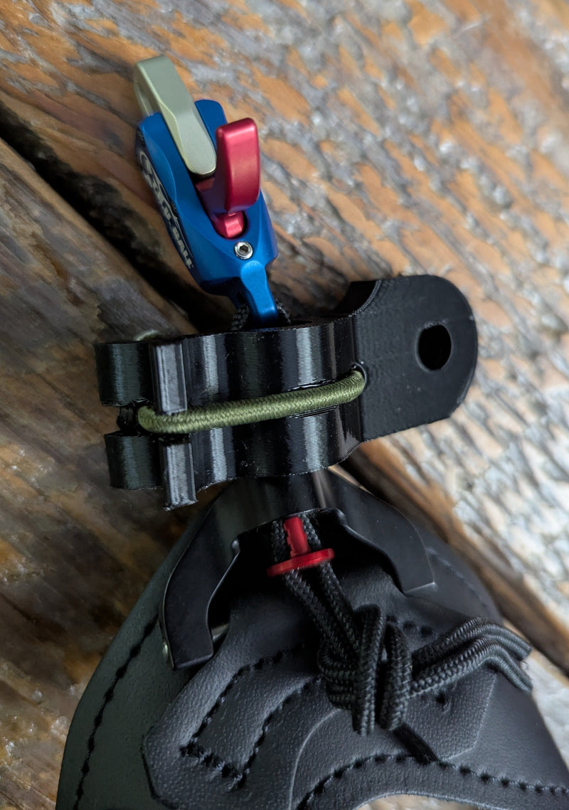 Load image into Gallery viewer, Archery Wrist Release Stabilizer Holster for Mobile / Saddle Hunting

